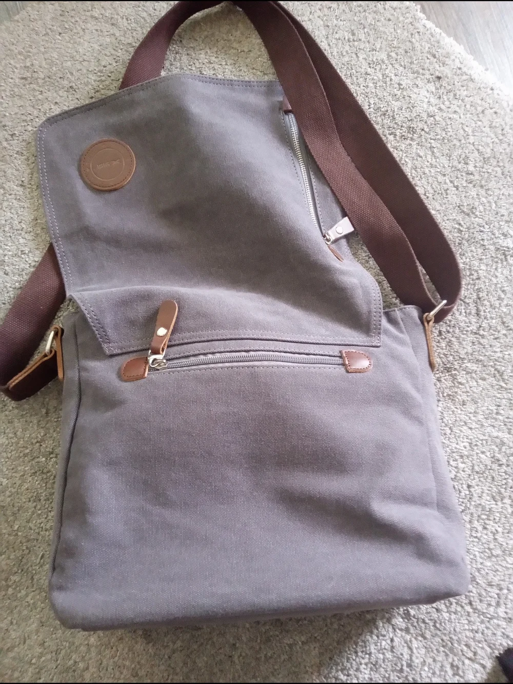 N/A stylish gray